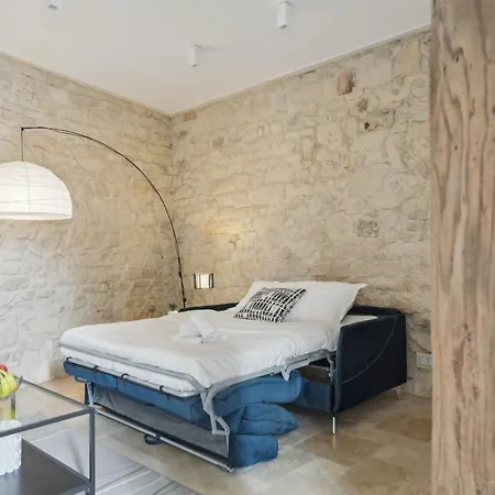 Apartment Ile St Louis Paris