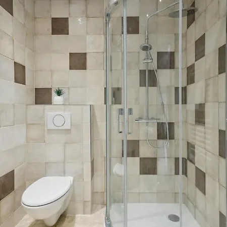 Ile St Louis Apartment Paris